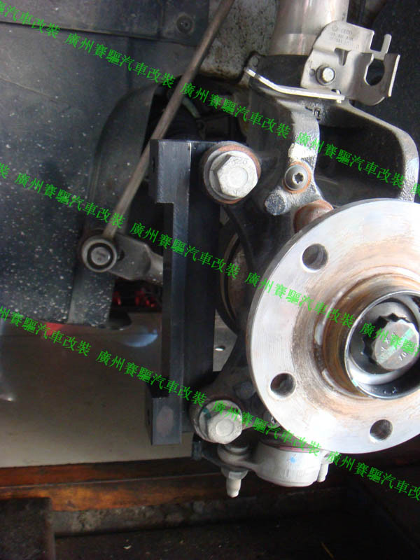高爾夫GTI改裝紅色AP5200大四活塞作業