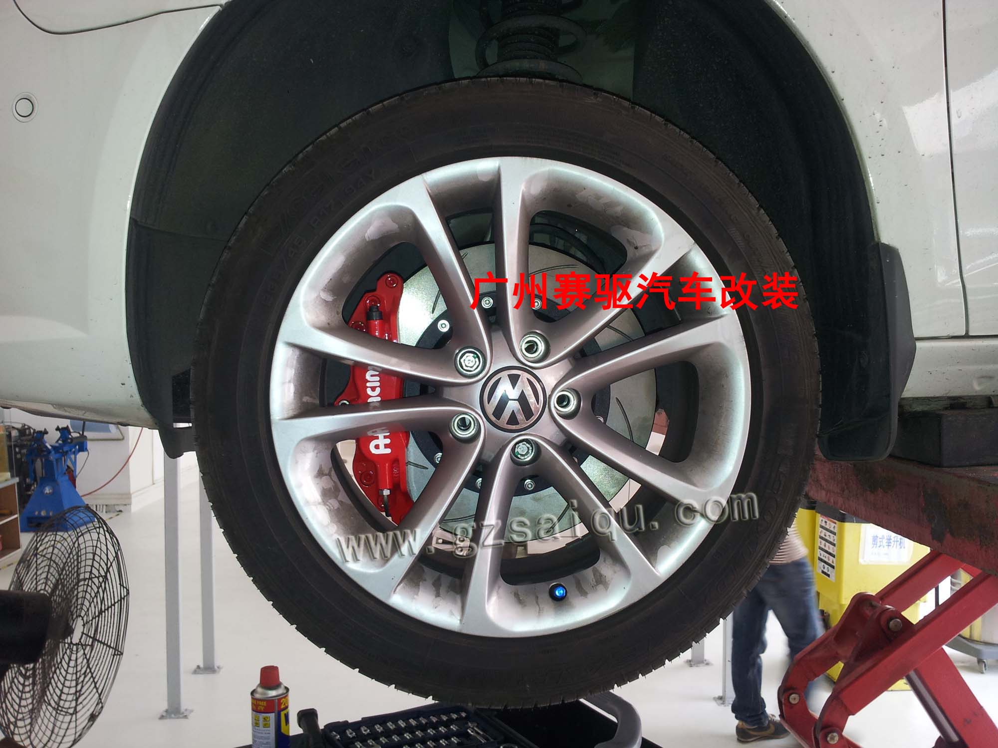 大眾CC改裝AP5200四活塞鮑魚(yú)