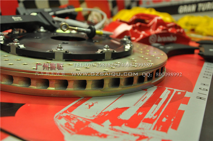 攬勝改裝BREMBO GT6活塞剎車套裝 強(qiáng)大制動(dòng)力加大剎車盤 意大利原裝進(jìn)口 攬勝改裝BREMBO GT6活塞剎車套裝 強(qiáng)大制動(dòng)力加大剎車盤 意大利原裝進(jìn)口