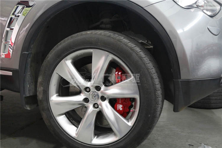 英菲尼迪FX50S改裝AP8522剎車套裝 英國AP剎車改裝專題