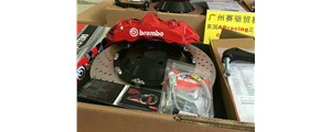 進(jìn)口brembo剎車GT版剎車套裝到貨，現(xiàn)貨特惠出售