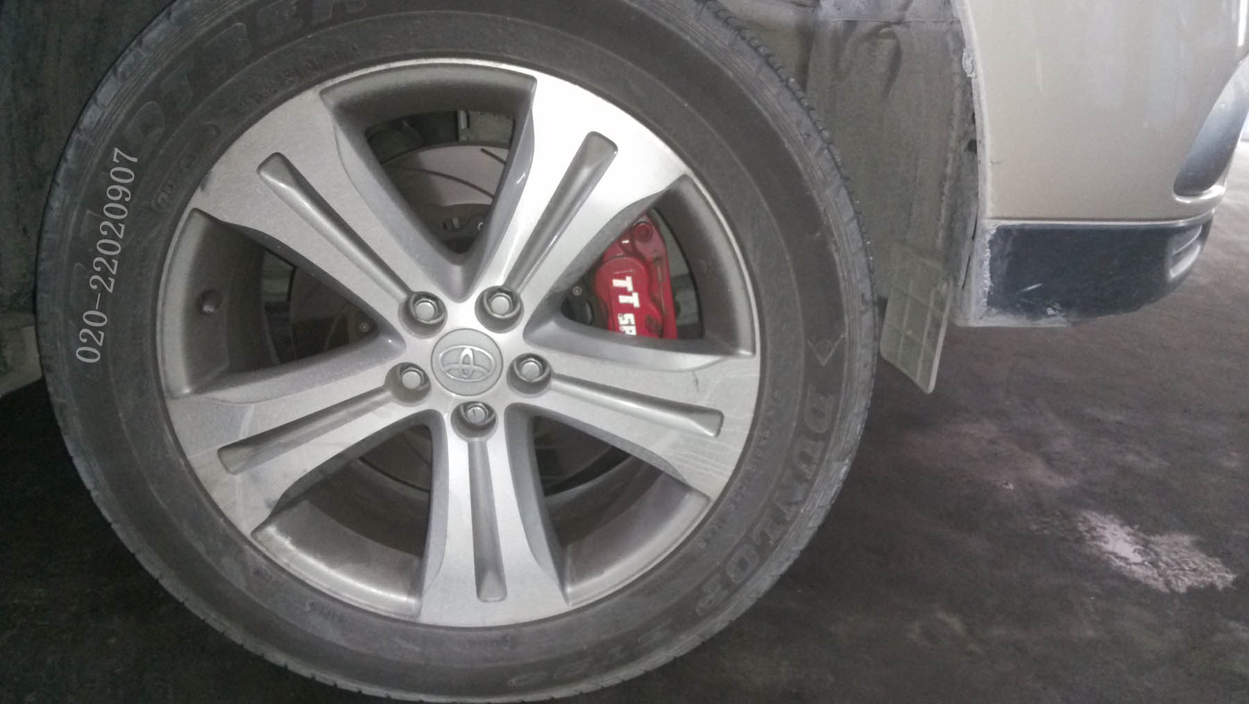 漢蘭達(dá)改裝TT剎車系統(tǒng)大四活塞